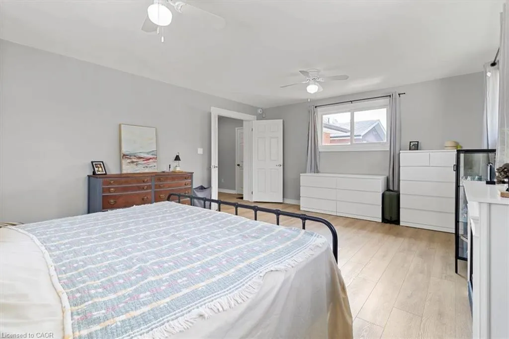 161 Hoover Crescent, #MAIN
