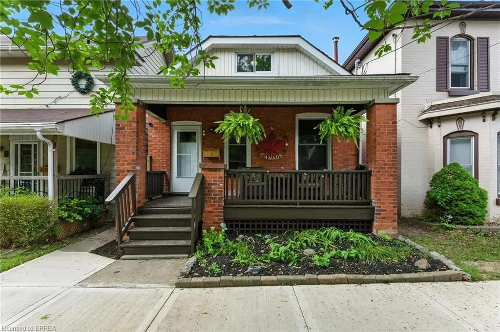 7 Superior Street