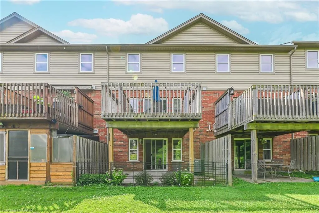 535 Margaret Street, #4