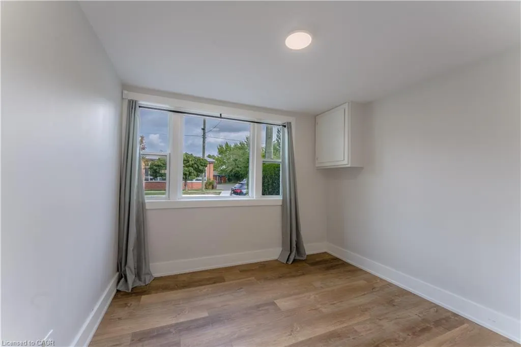137 Garner Avenue, #1