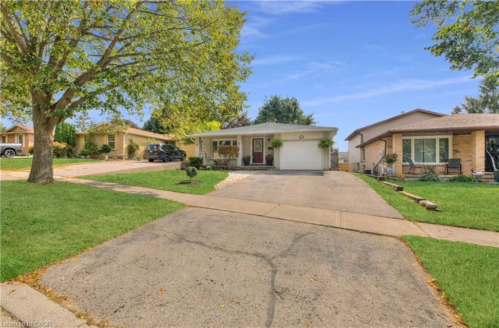 27 Wheatfield Crescent