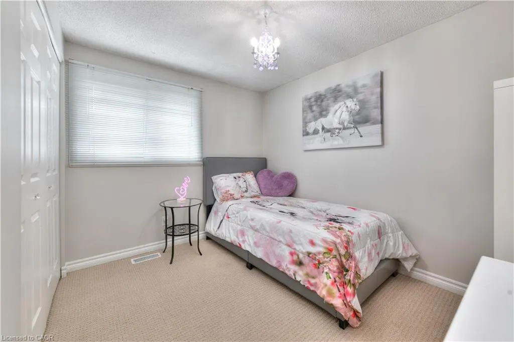 27 Wheatfield Crescent