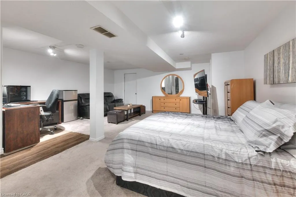 27 Wheatfield Crescent
