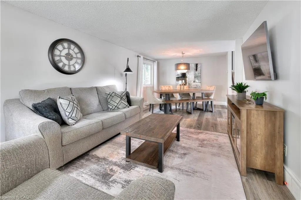 27 Wheatfield Crescent