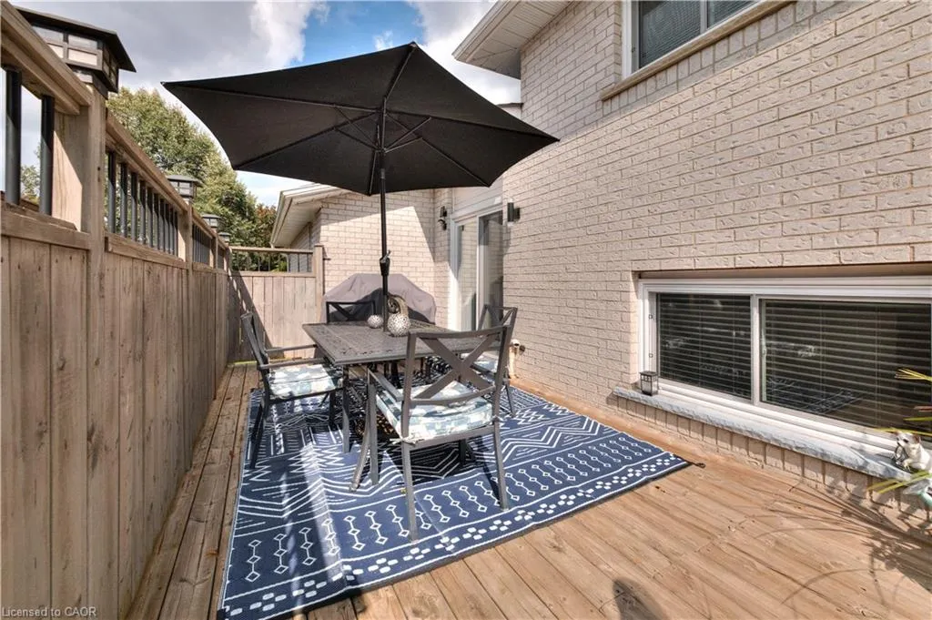 27 Wheatfield Crescent