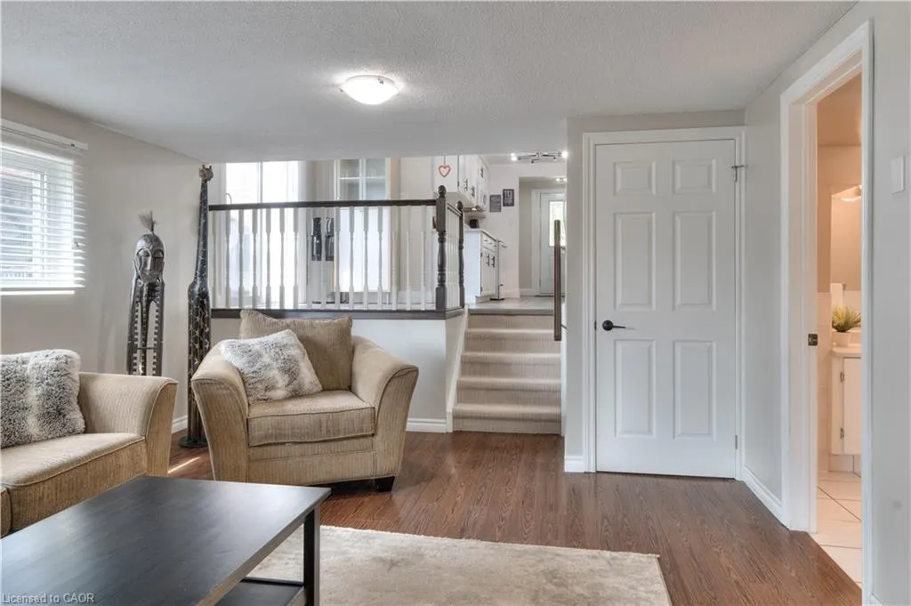 27 Wheatfield Crescent