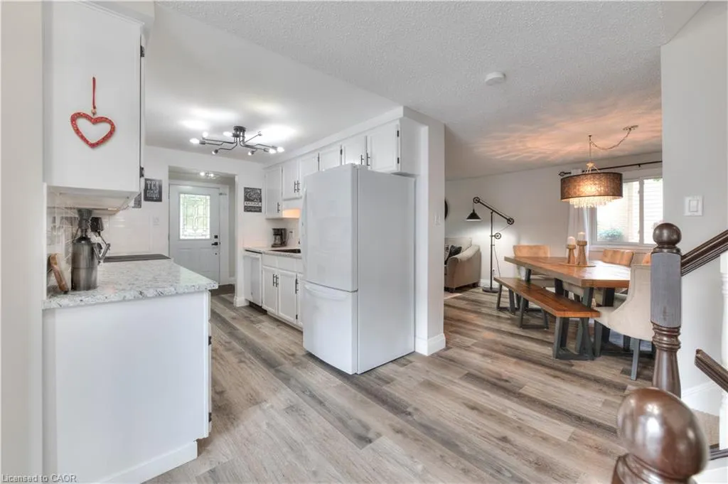 27 Wheatfield Crescent