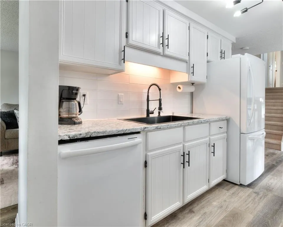 27 Wheatfield Crescent