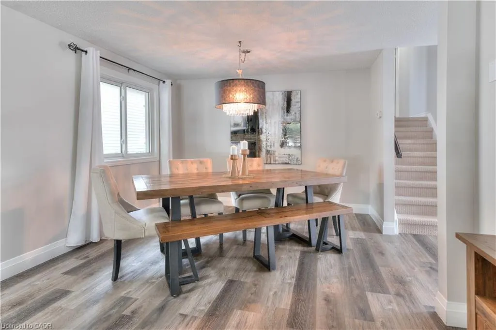 27 Wheatfield Crescent