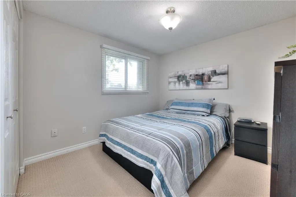 27 Wheatfield Crescent