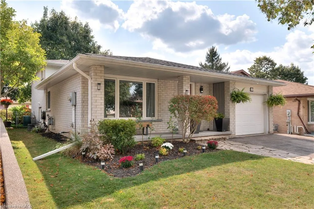27 Wheatfield Crescent
