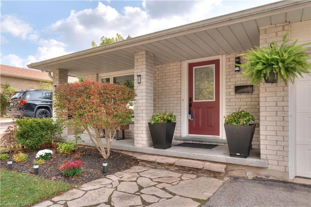 27 Wheatfield Crescent
