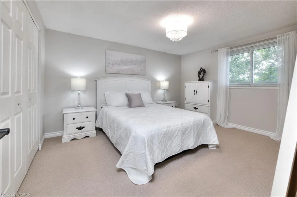 27 Wheatfield Crescent