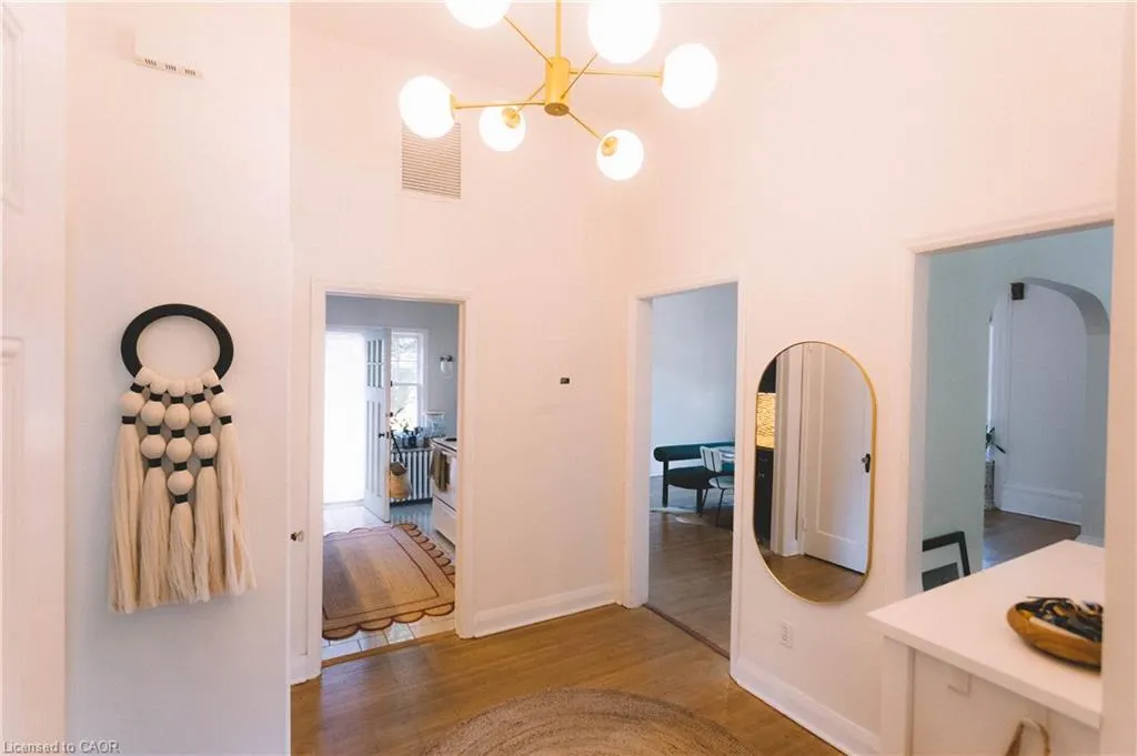 272 Park Street S, #2