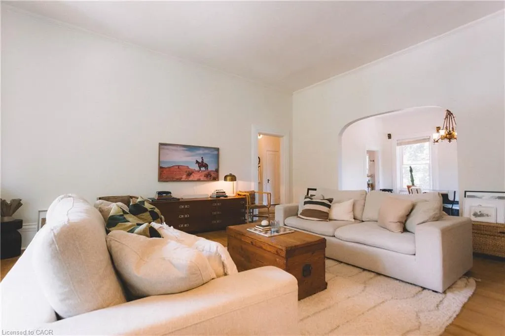 272 Park Street S, #2