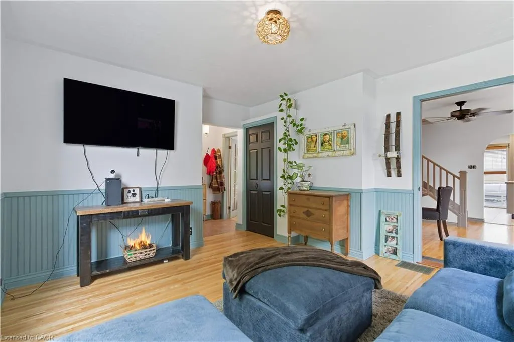21 Orkney Street W