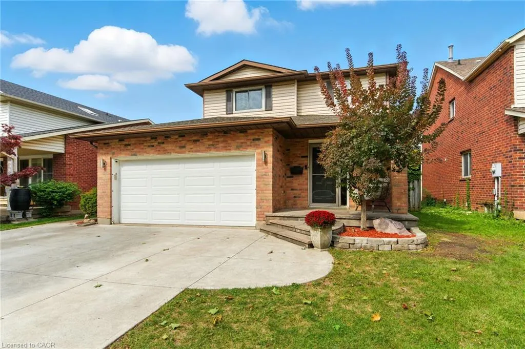 4511 St. Volodymyr Crescent