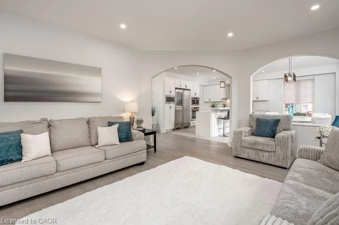 7123 White Pine Court