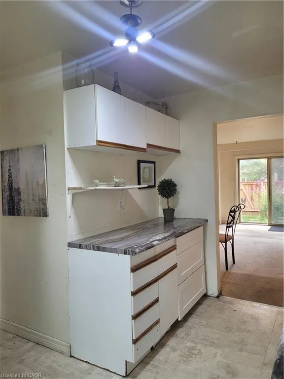 27 Queenston Drive