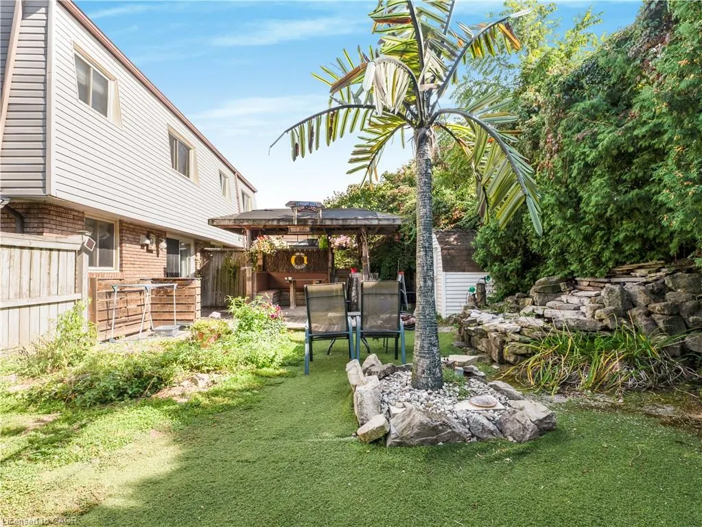 40 Yeoville Court