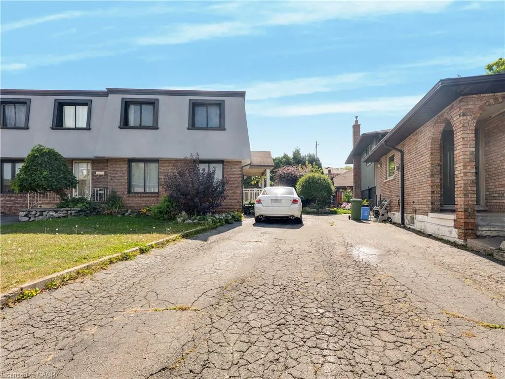 40 Yeoville Court