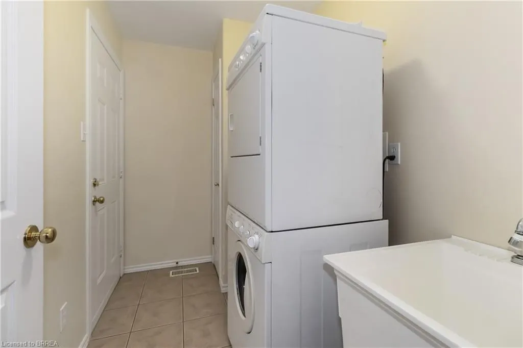 54 Glenwood Drive, #15