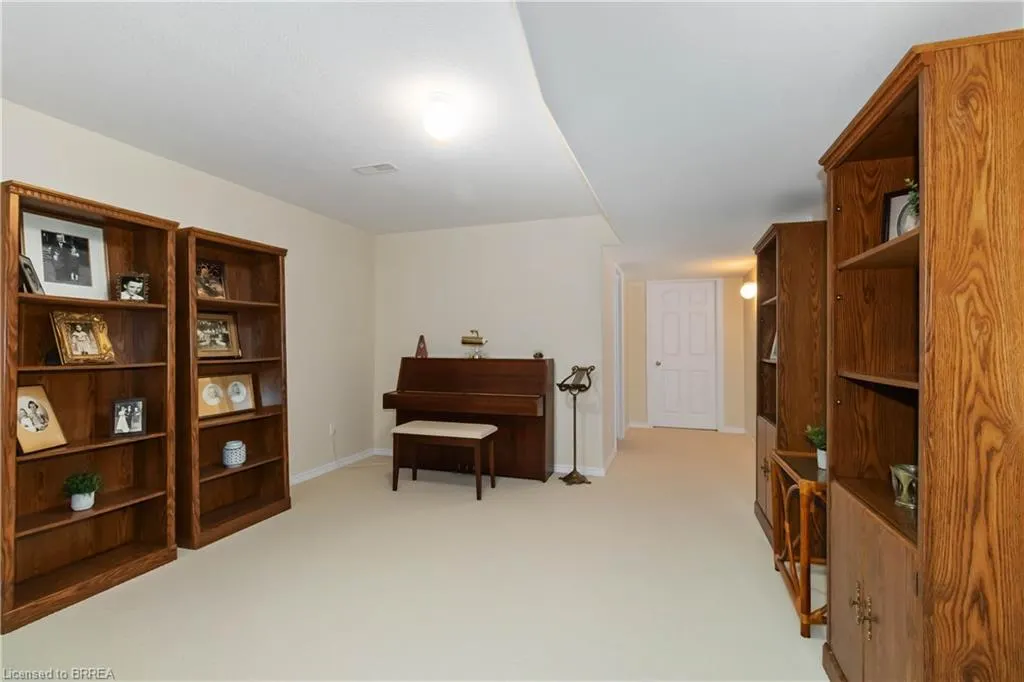54 Glenwood Drive, #15