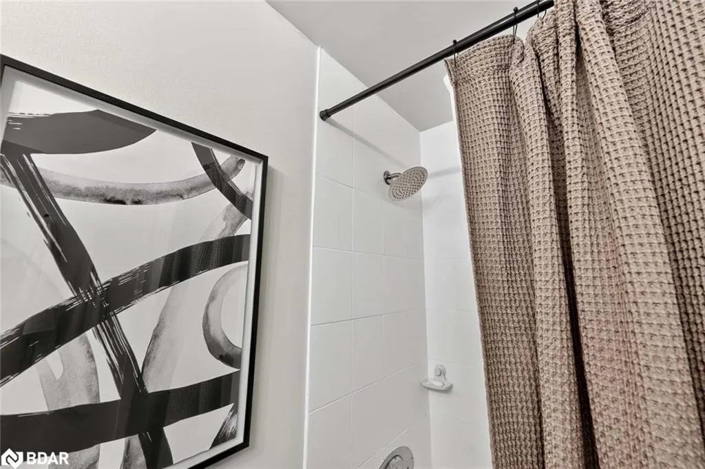 3695 Kaneff Crescent, #102