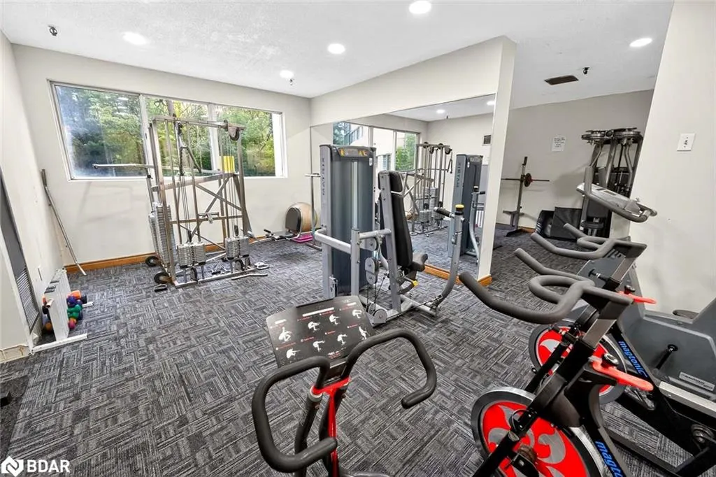 3695 Kaneff Crescent, #102