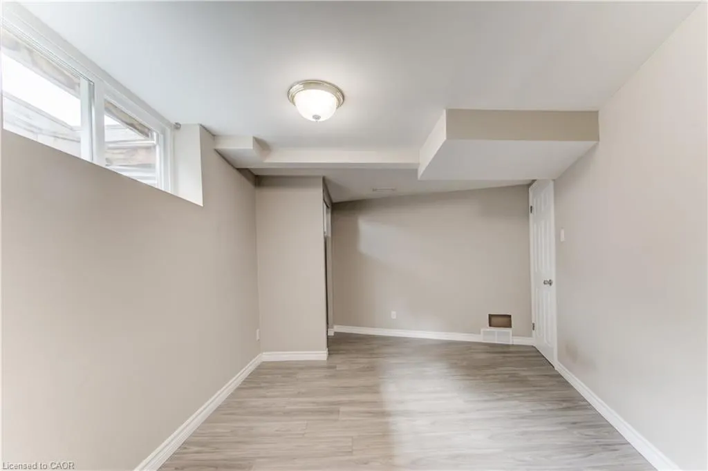 119 Kingswood Drive