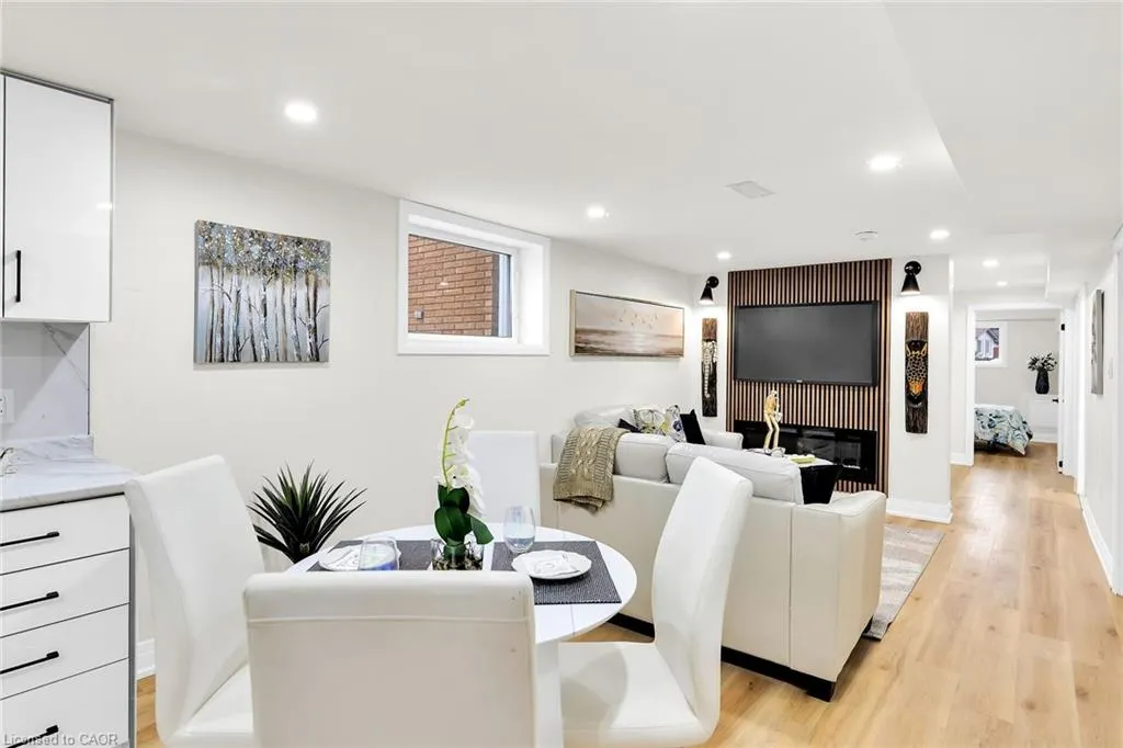 121 Appleford Road