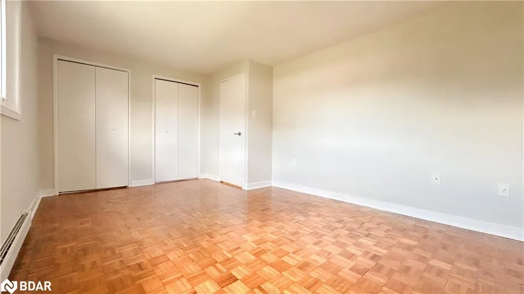 160 Jansen Avenue, #32