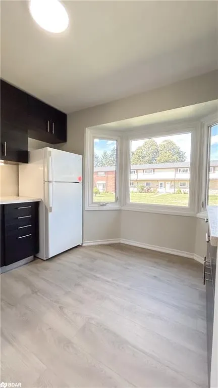 160 Jansen Avenue, #32