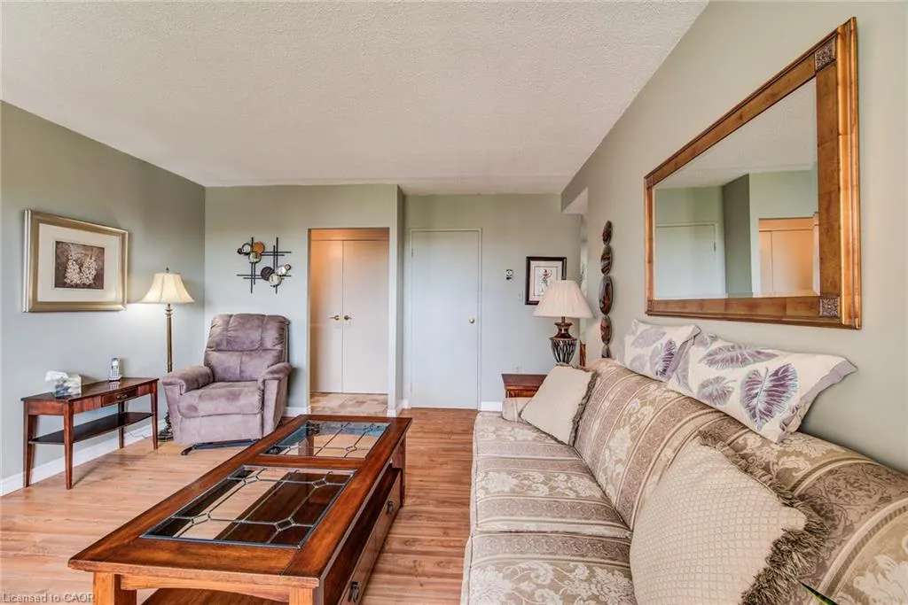 89 Westwood Road, #405