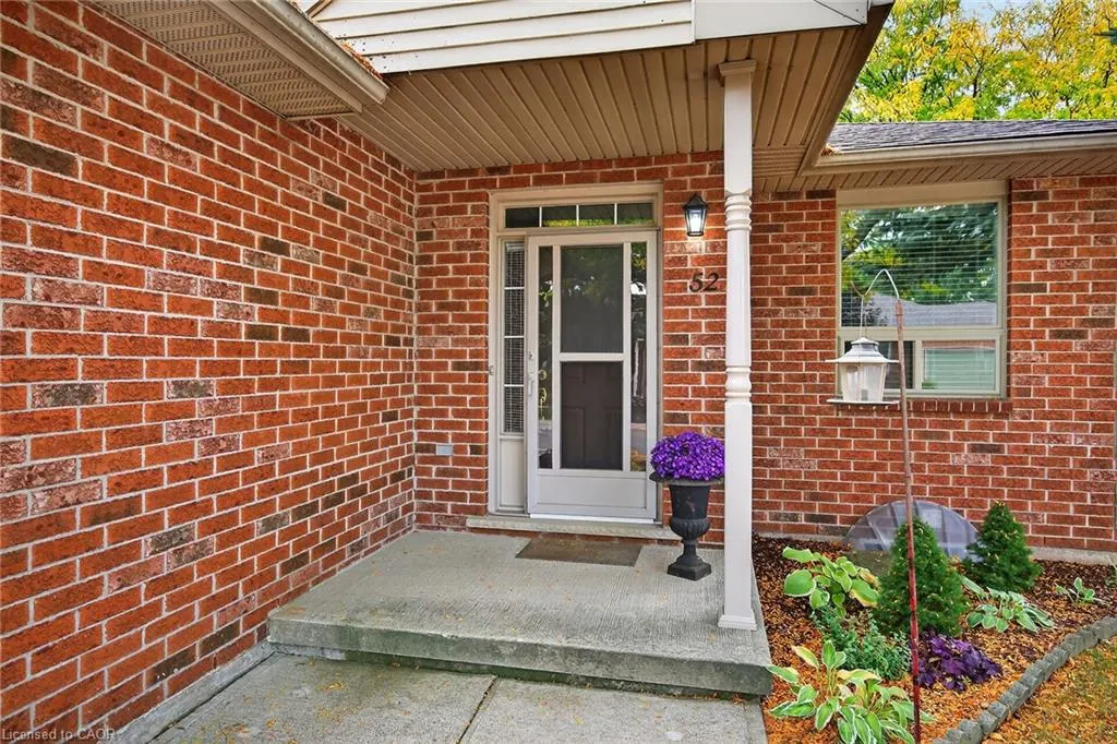 52 Twentyplace Boulevard, #28