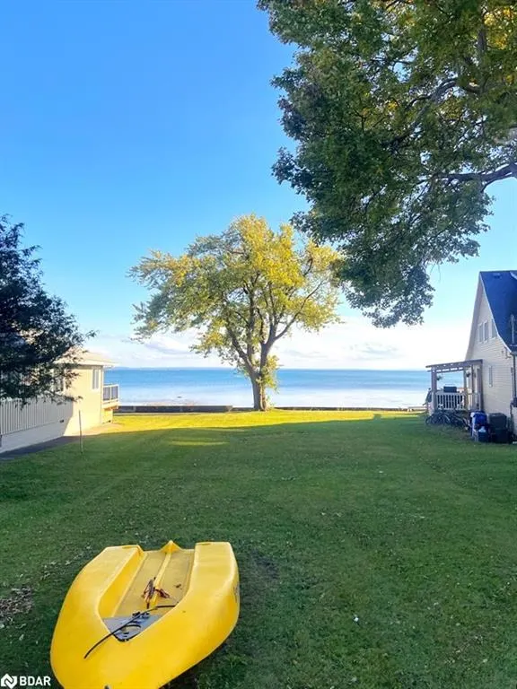 8 Shores Lane, #A