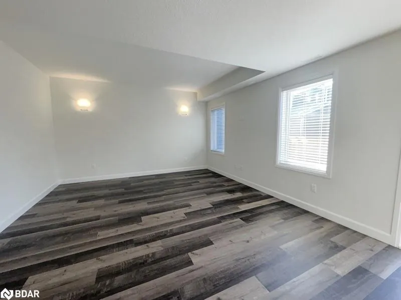 8 Shores Lane, #A