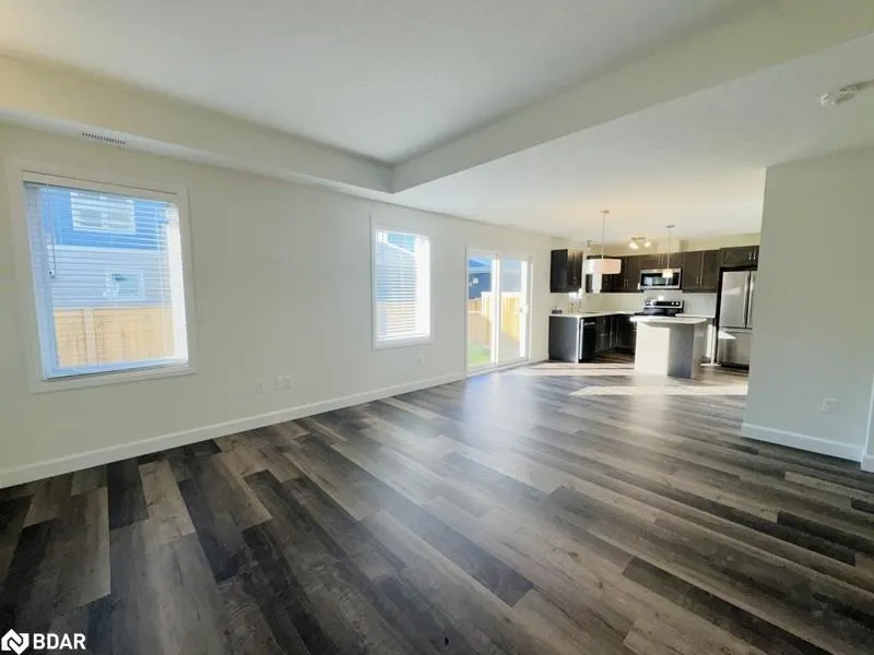 8 Shores Lane, #A
