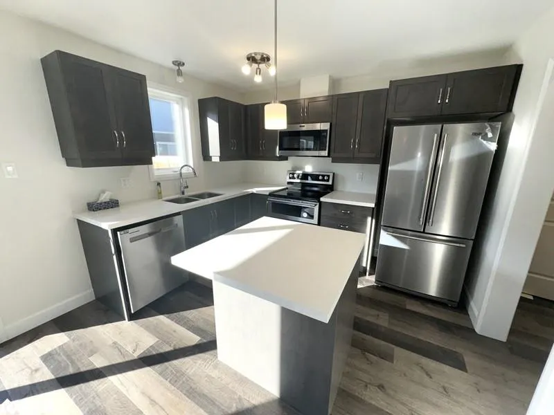 8 Shores Lane, #A