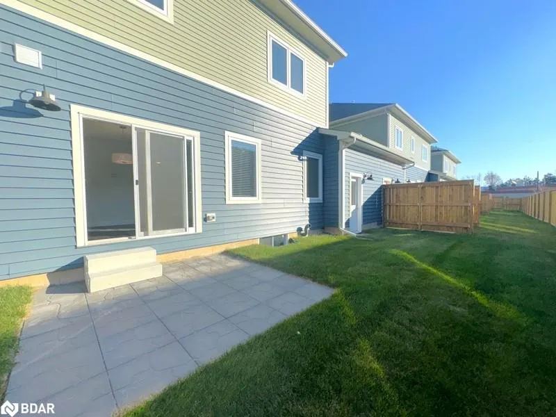 8 Shores Lane, #A