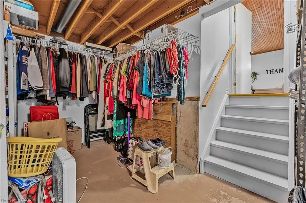 5880 Crimson Drive
