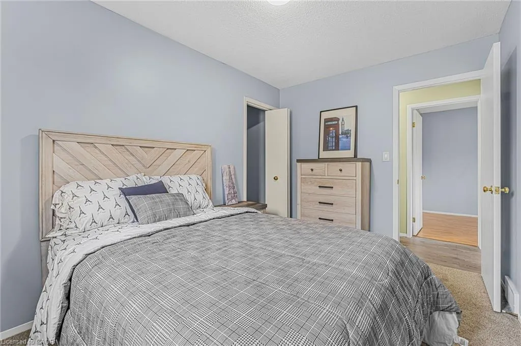 5880 Crimson Drive