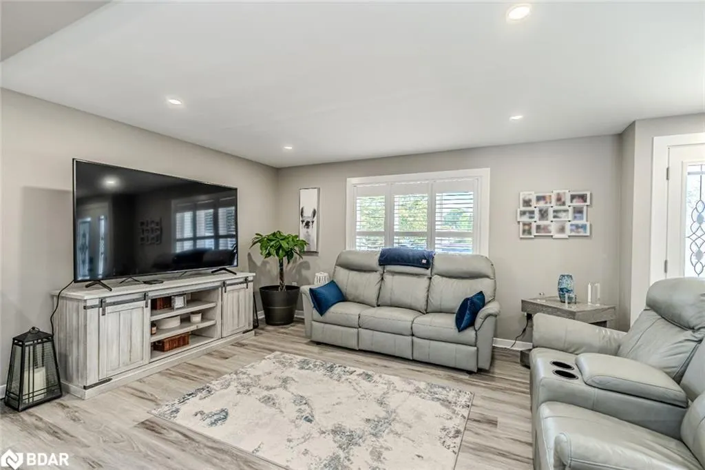 10 Nettles Cove