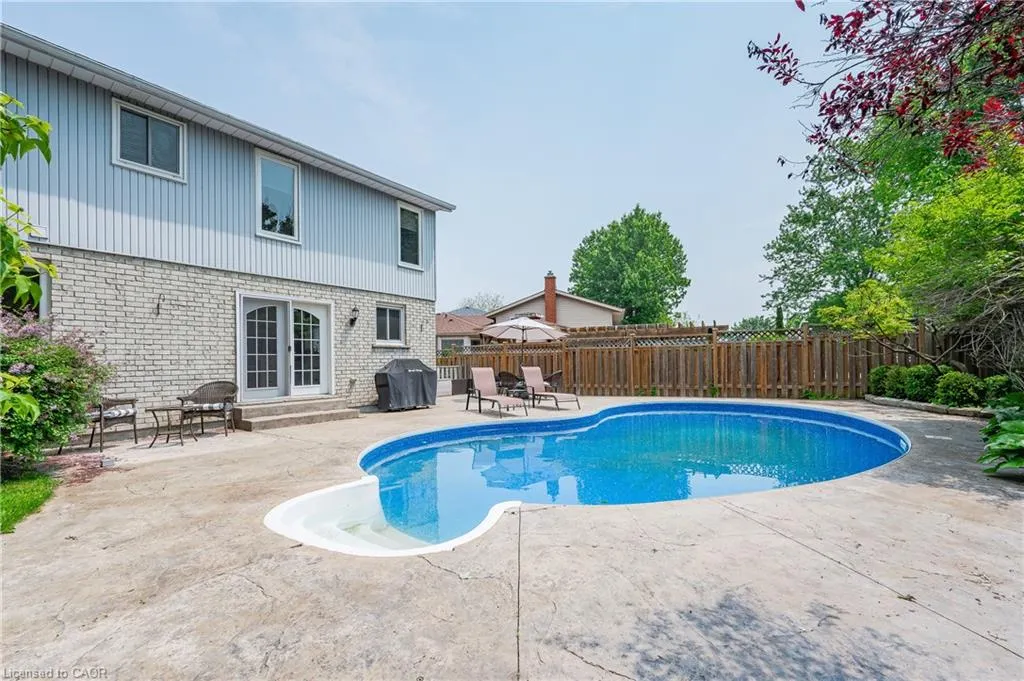 58 Mcleod Court