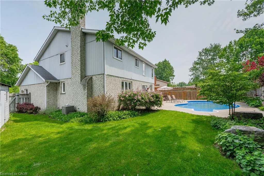 58 Mcleod Court