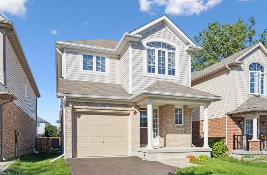 416 Beaumont Crescent