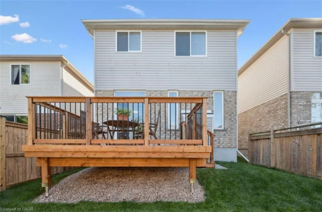 416 Beaumont Crescent