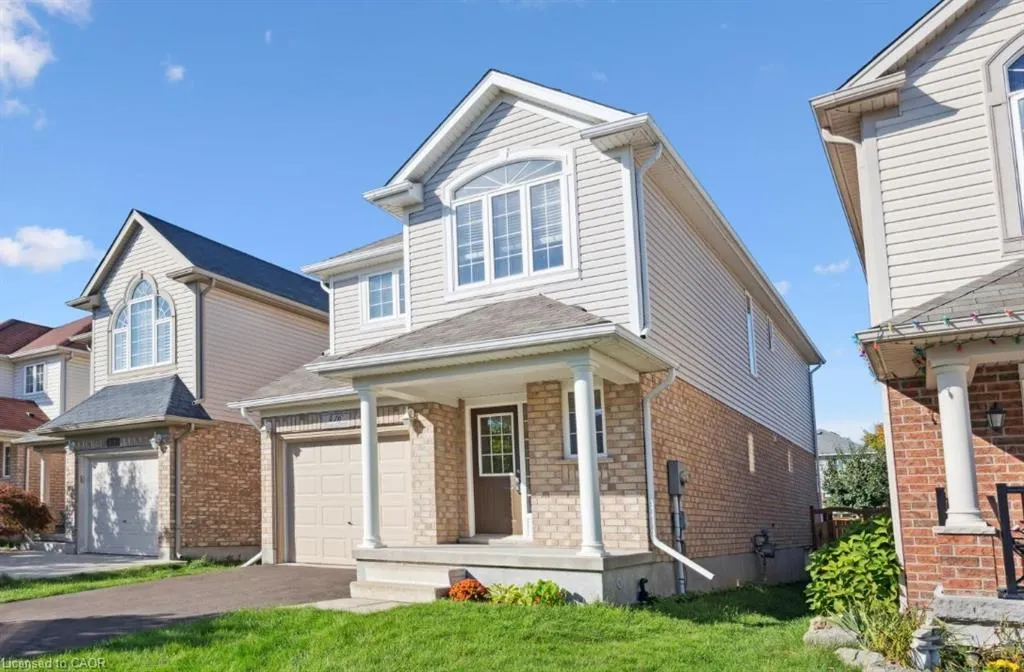 416 Beaumont Crescent
