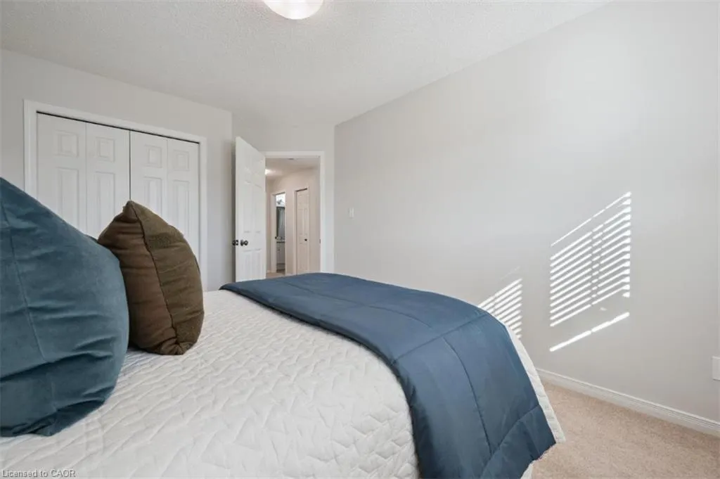 416 Beaumont Crescent