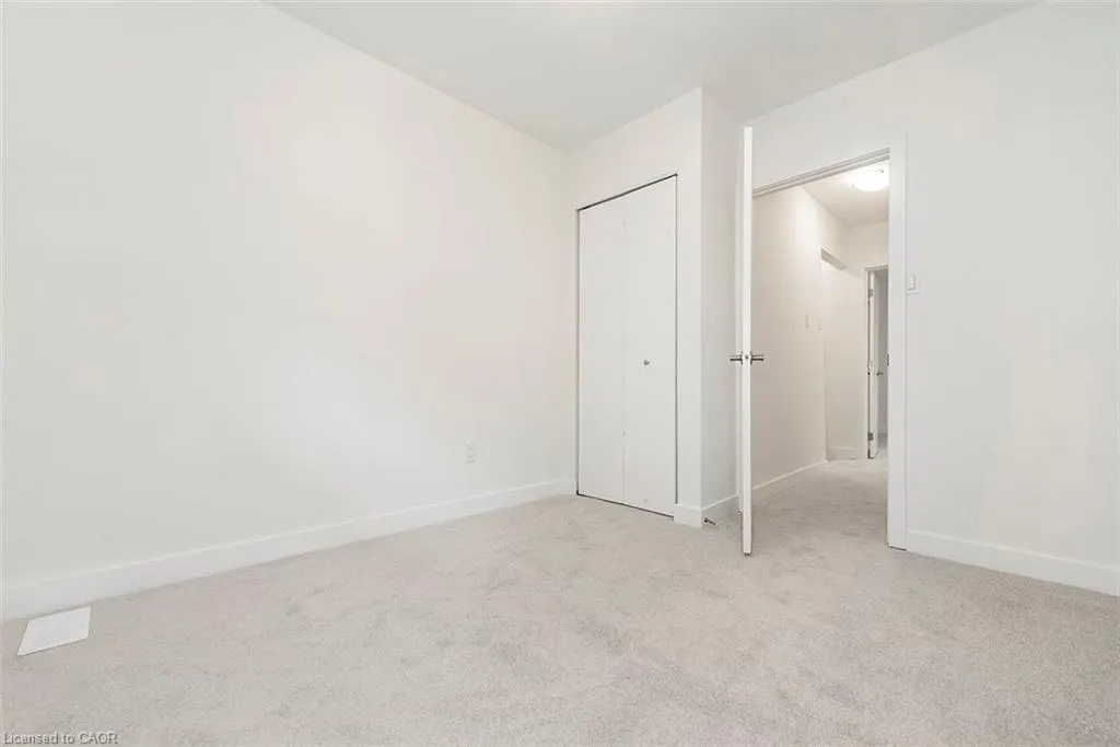 76 Woodman Drive N